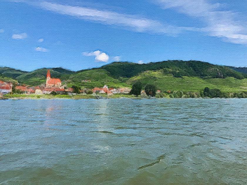 Ein Bild, das Wasser, drauen, Natur, Berg enthlt.

Automatisch generierte Beschreibung