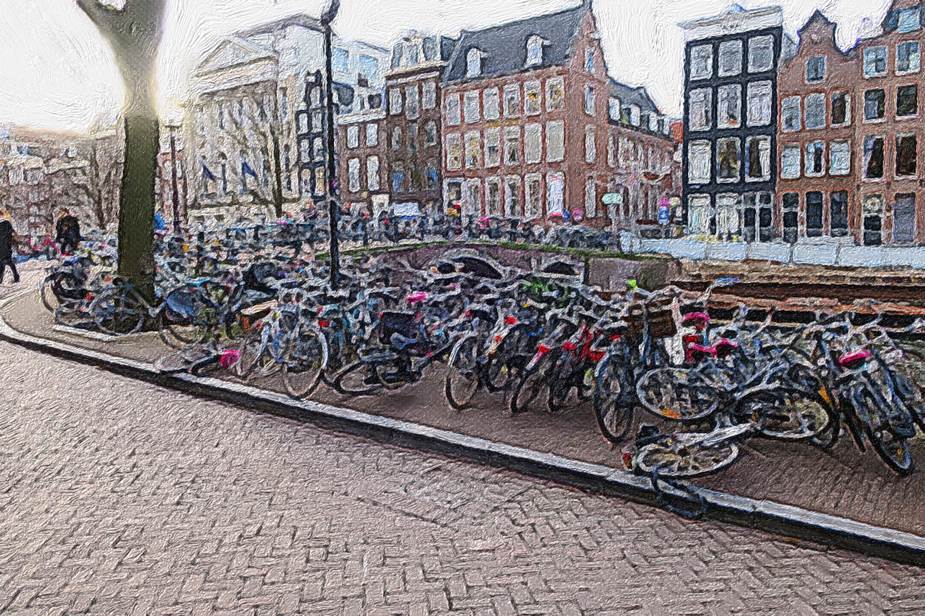 Ein Bild, das Boden, drauen, Fahrrad, geparkt enthlt.

Automatisch generierte Beschreibung