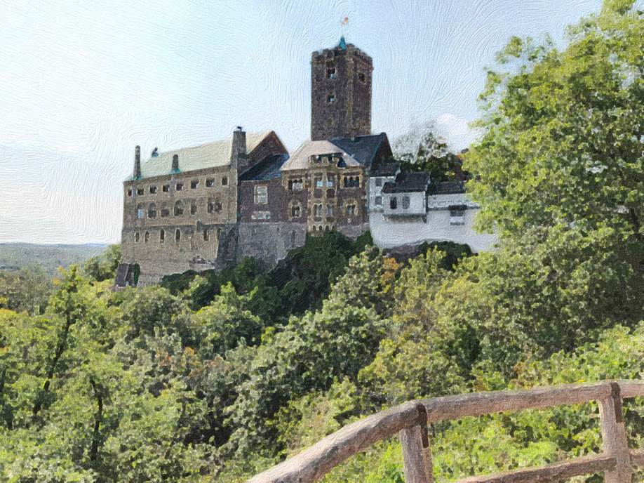 Ein Bild, das Baum, drauen, Gebude, Schloss enthlt.

Automatisch generierte Beschreibung