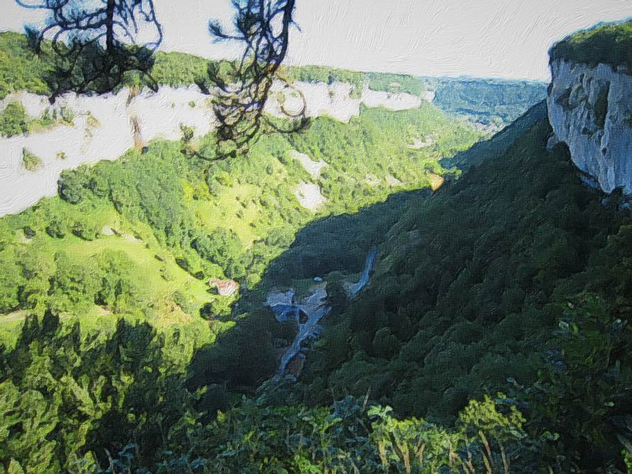 Ein Bild, das Berg, Natur, Pflanze, ppig enthlt.

Automatisch generierte Beschreibung