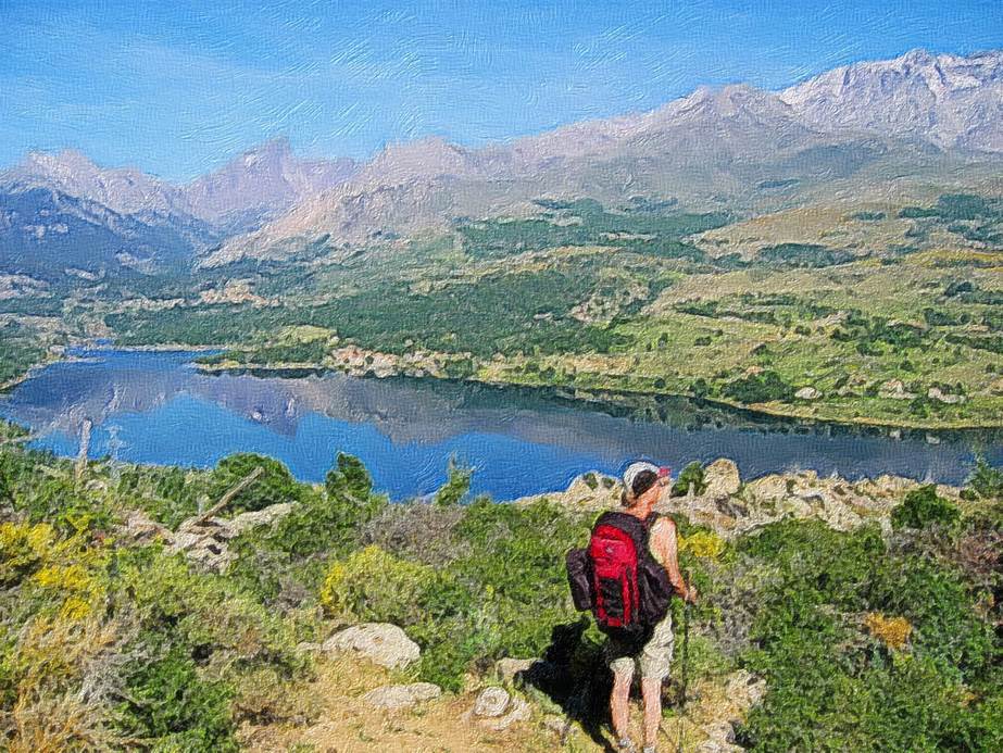 Ein Bild, das Berg, drauen, Gras, Natur enthlt.

Automatisch generierte Beschreibung